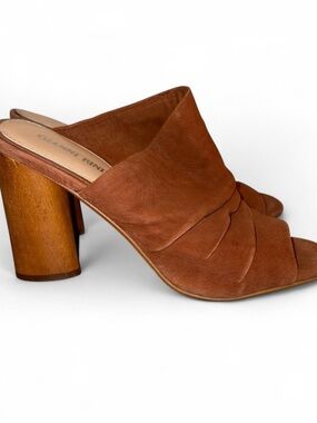Gianni Bini Cognac Brown Suede Block Heel Mules
